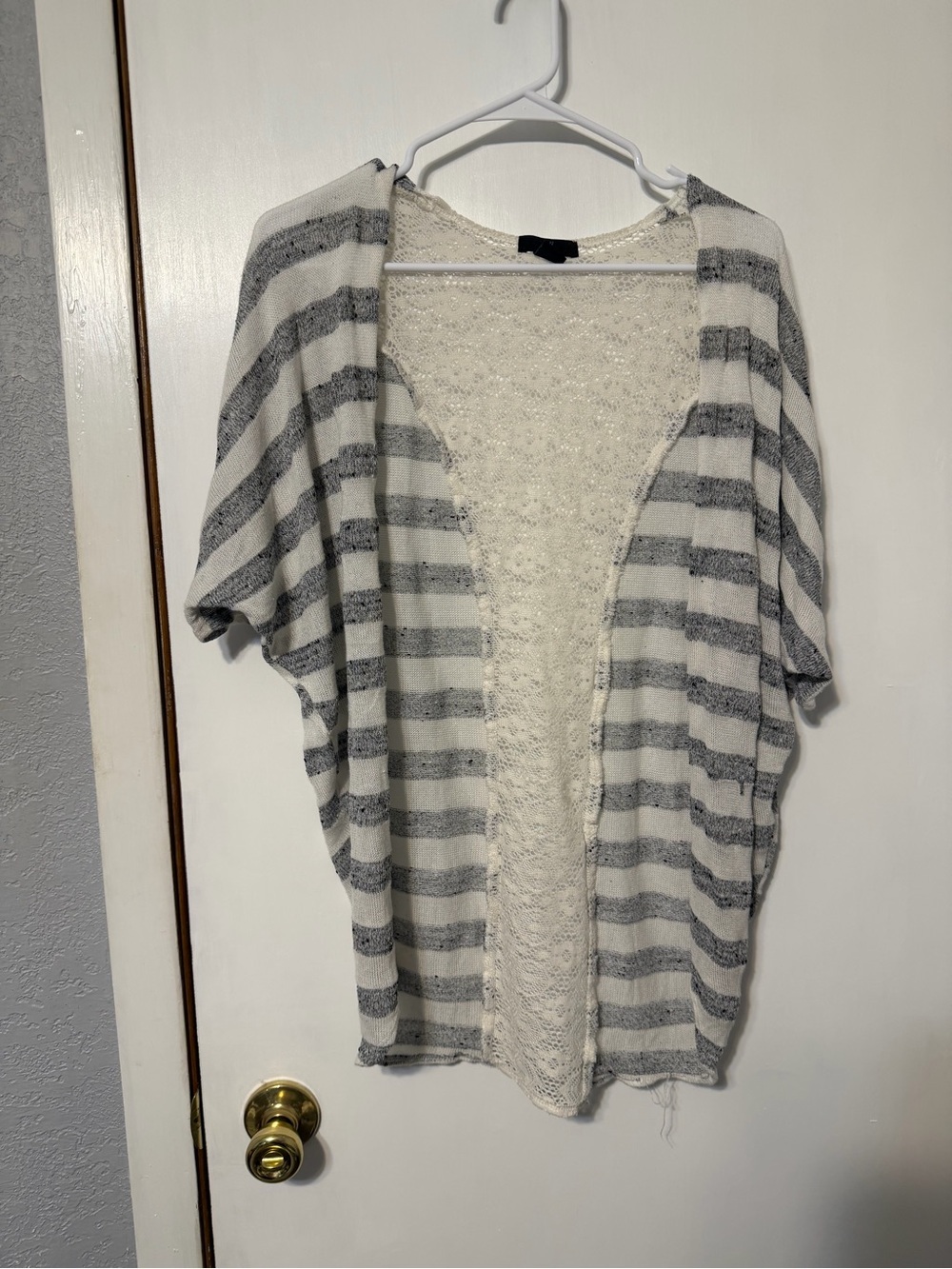 Open-Front Short Sleeve Striped Cardigan - Gray & White